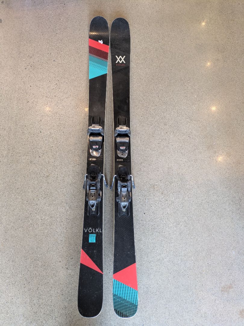 Black Völkl Kenja, 156cm