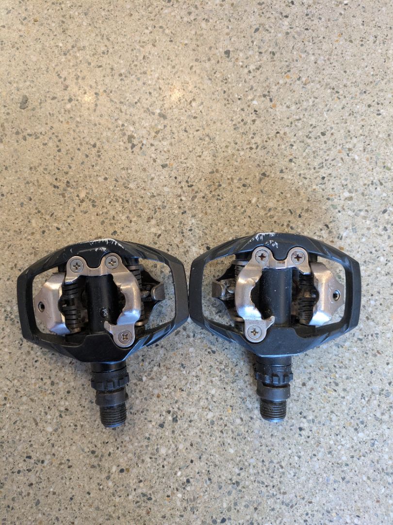 Black Shimano PD-M530