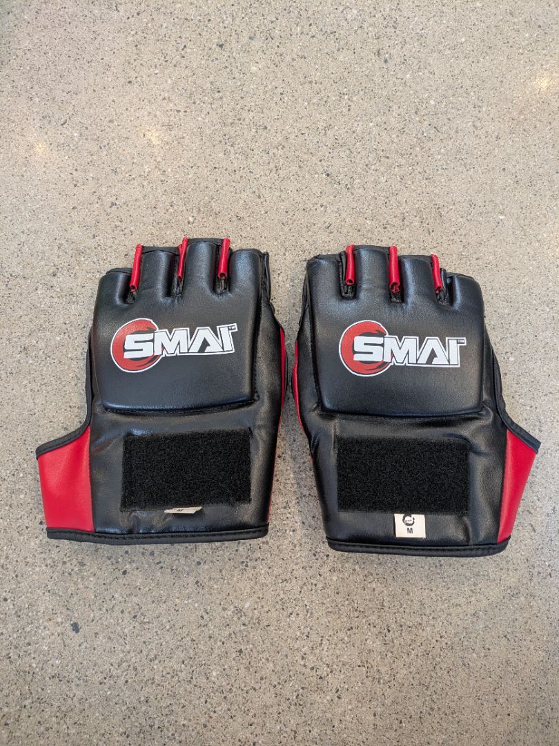 Black SMAI MMA Fingerless Gloves, M
