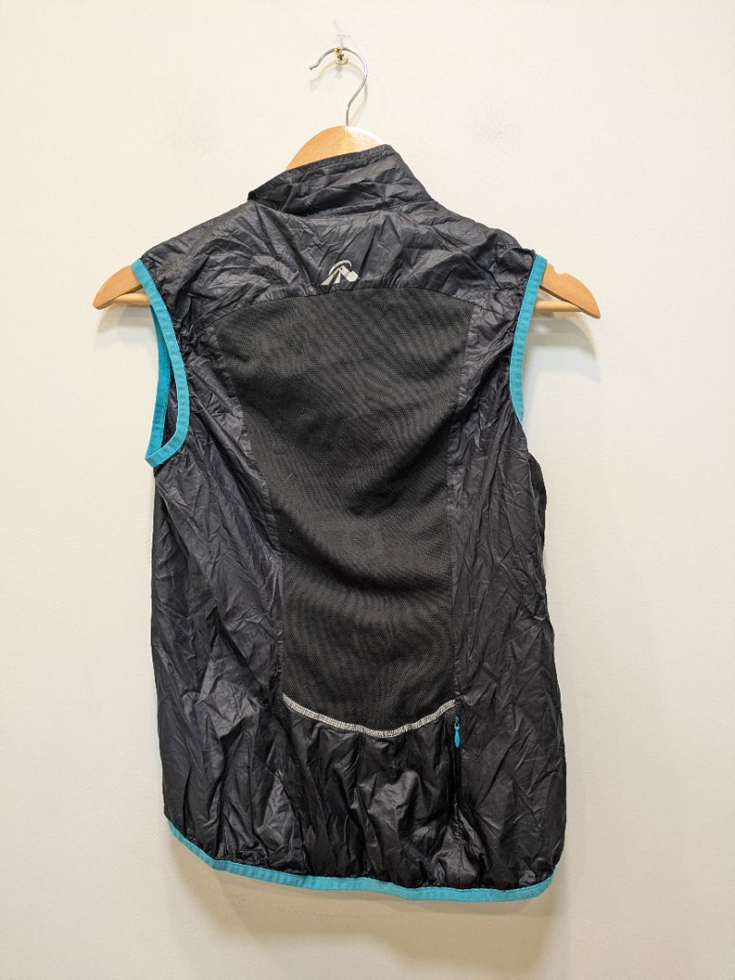 Black Macpac Lightweight Wind Vest, 10