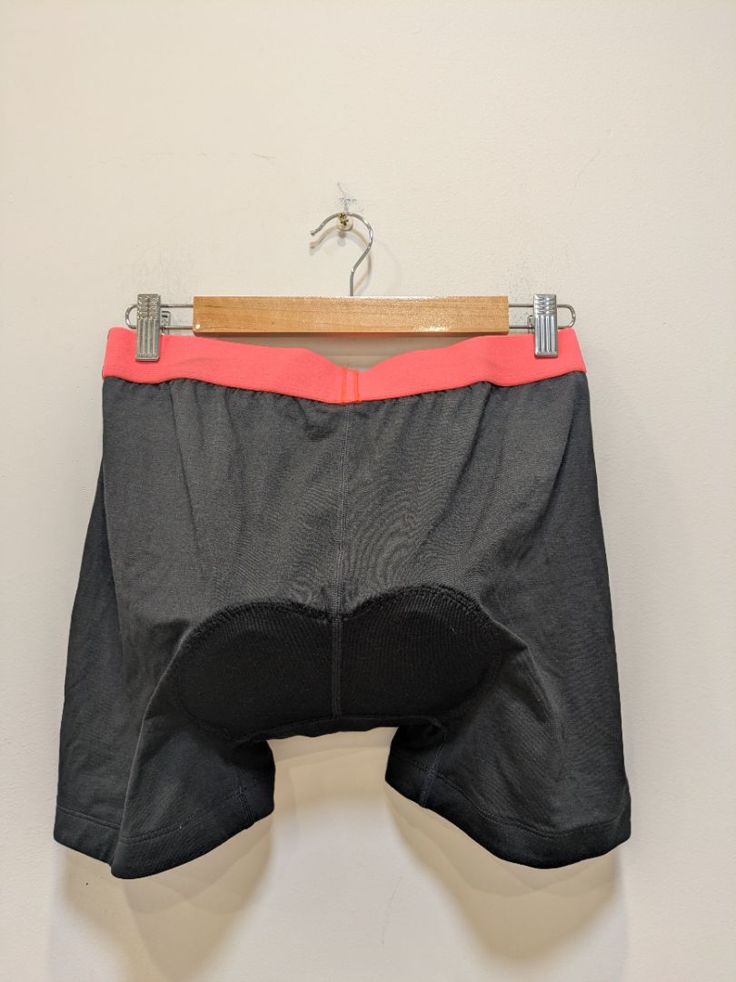 Black Mons Royale Royale Chamois Shorts, M