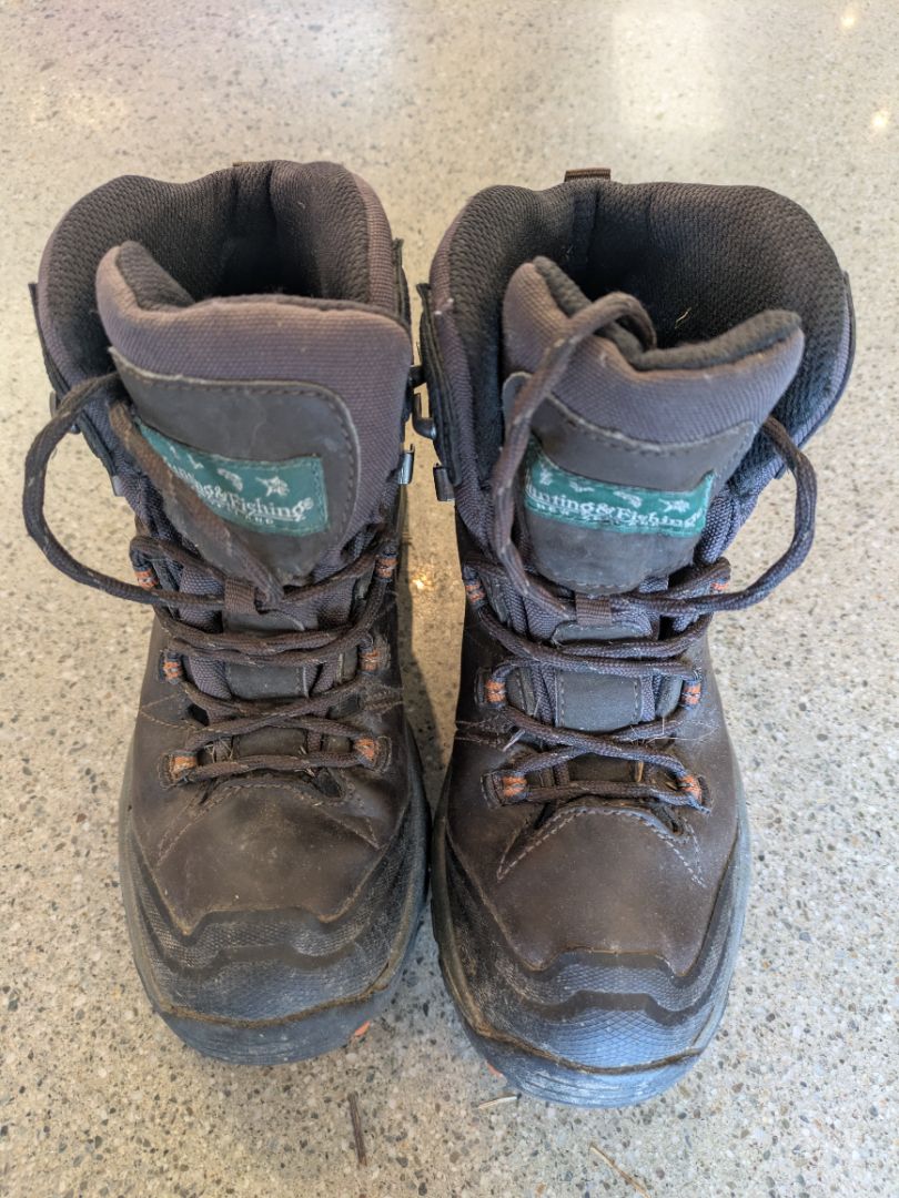 Brown Hunting & Fishing Kids Hiking Boots, EU 34 (estimated; US Youth 2)