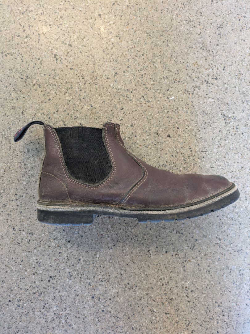 Brown McKinlays Chelsea Boots, EU 34 (estimated UK 2)