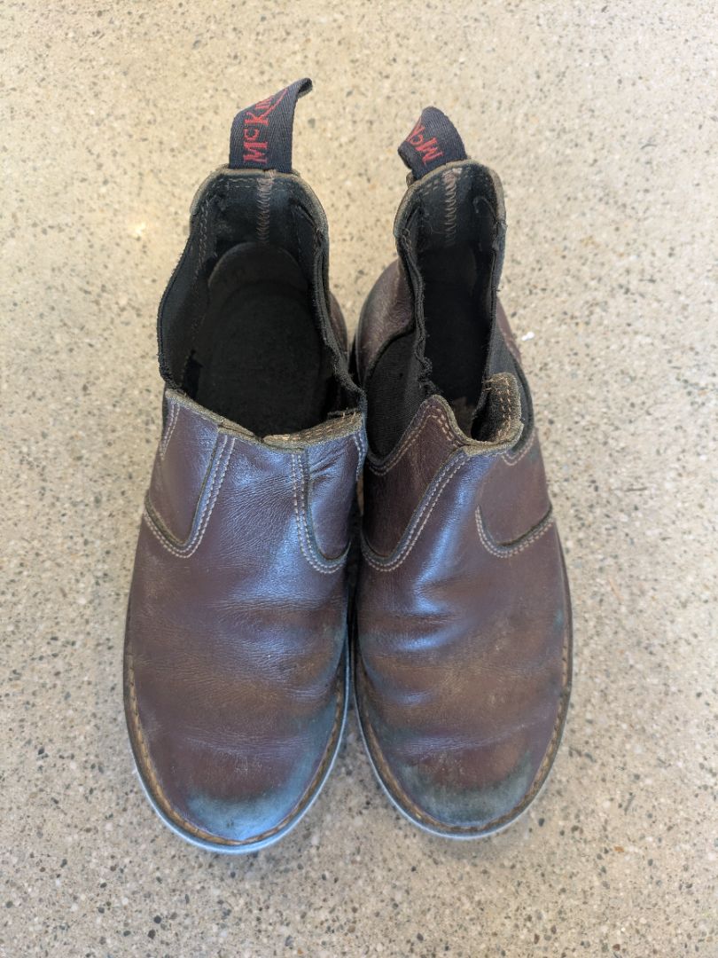 Brown McKinlays Chelsea Boots, EU 34 (estimated UK 2)