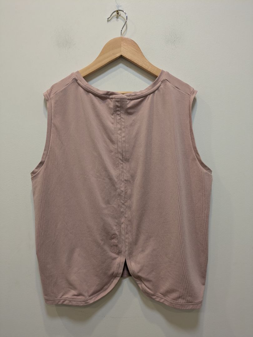 Pink Aim'n Split Back Tank, Estimated L