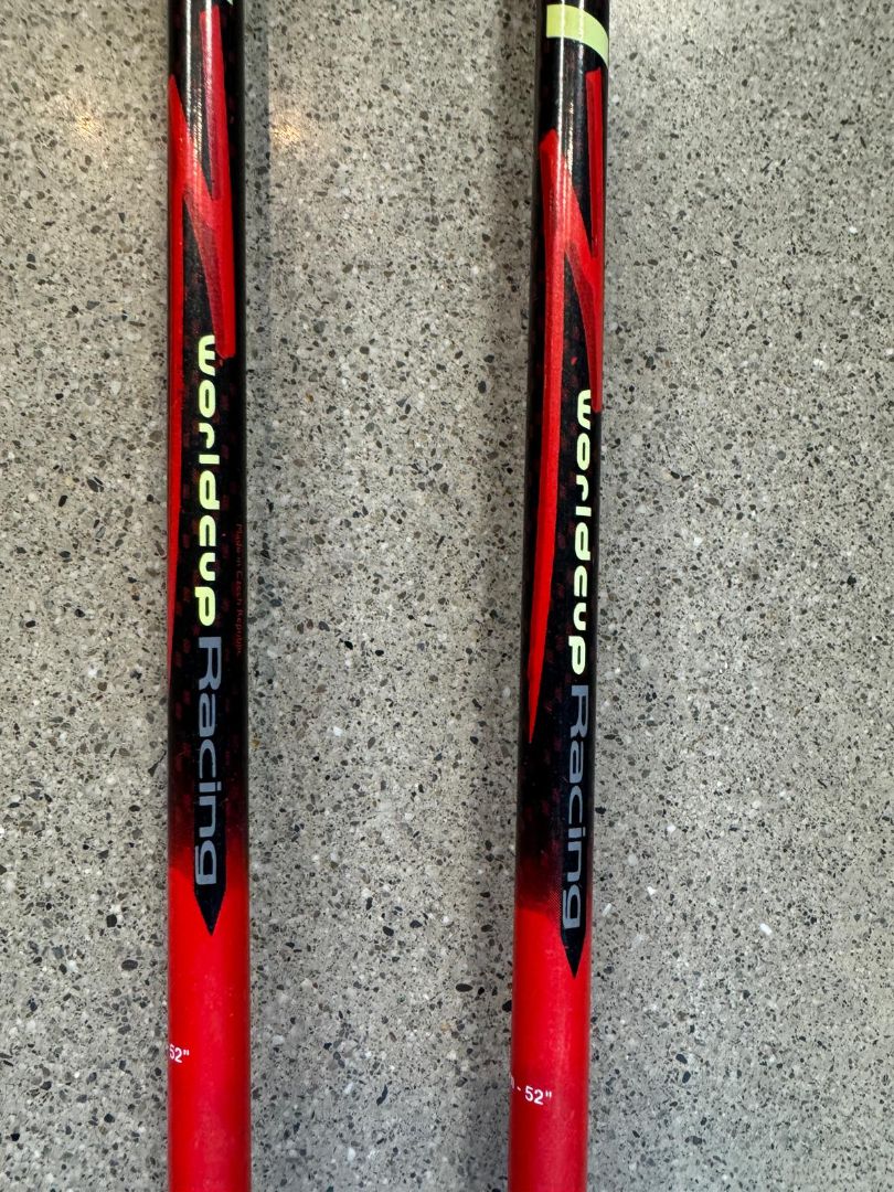 Red Leki Worldcup Racing poles, 130 cm