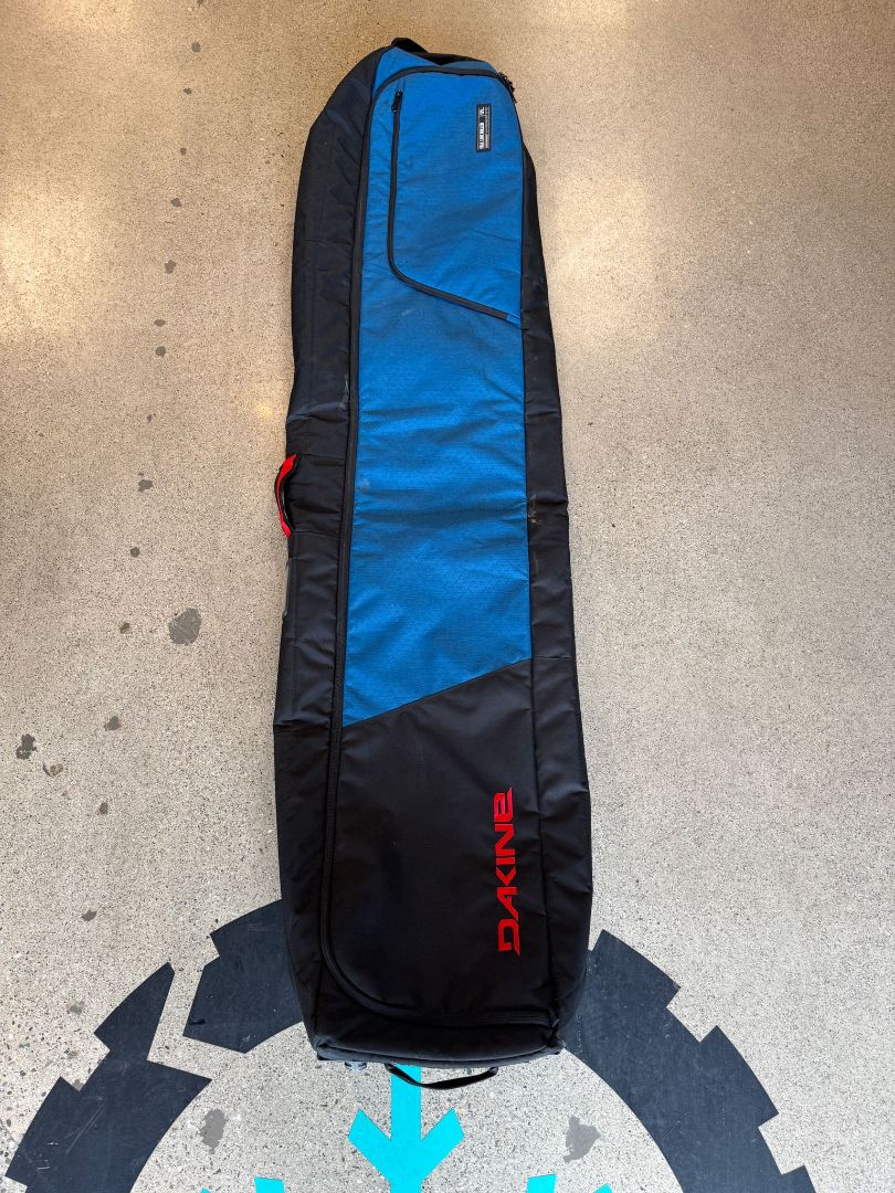 Blue Dakine Fall Line Roller bag, 175 cm