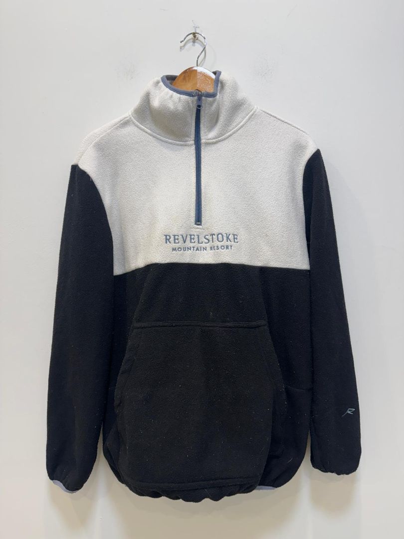 Black Somewon Fleece top, S