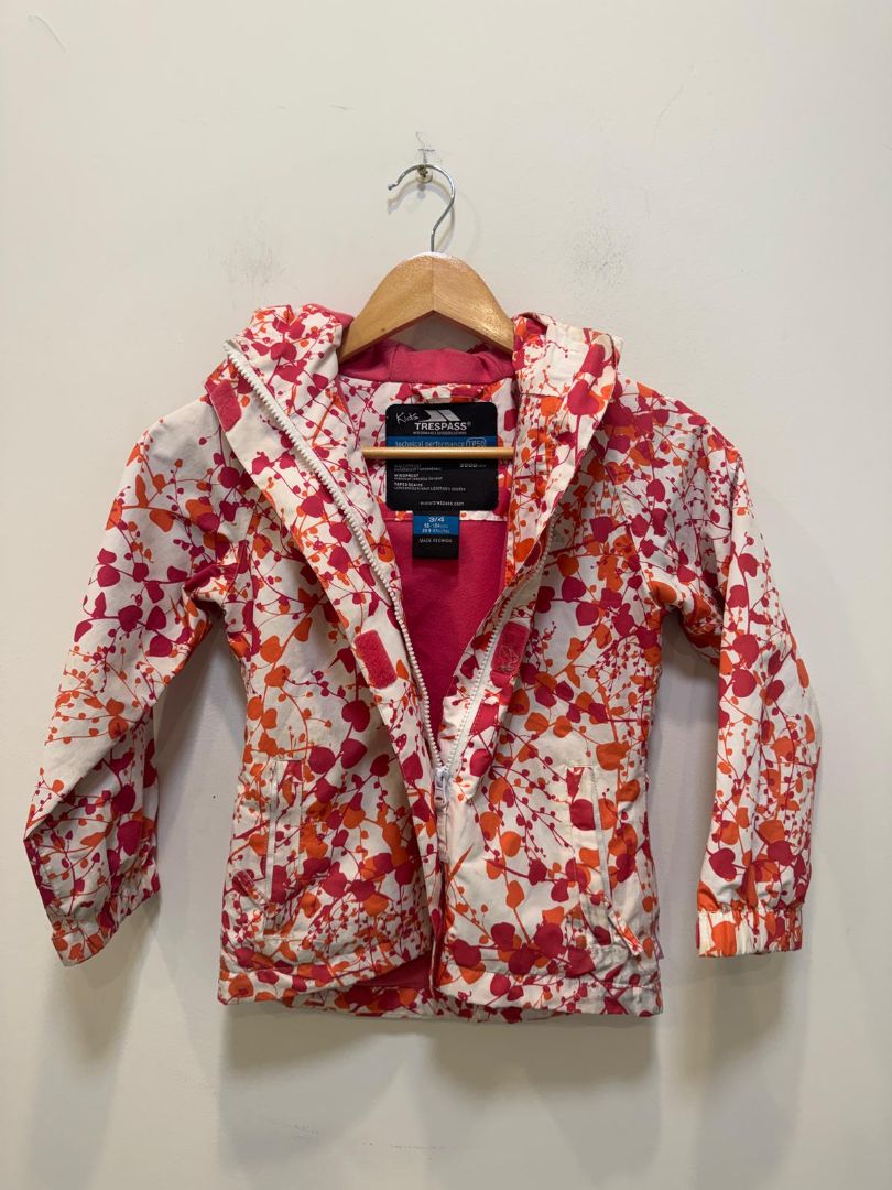 White Trespass Ski jacket, 3/4