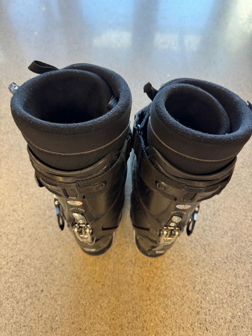 Black Dalbello Panterra 75W Ski Boots, 25.5