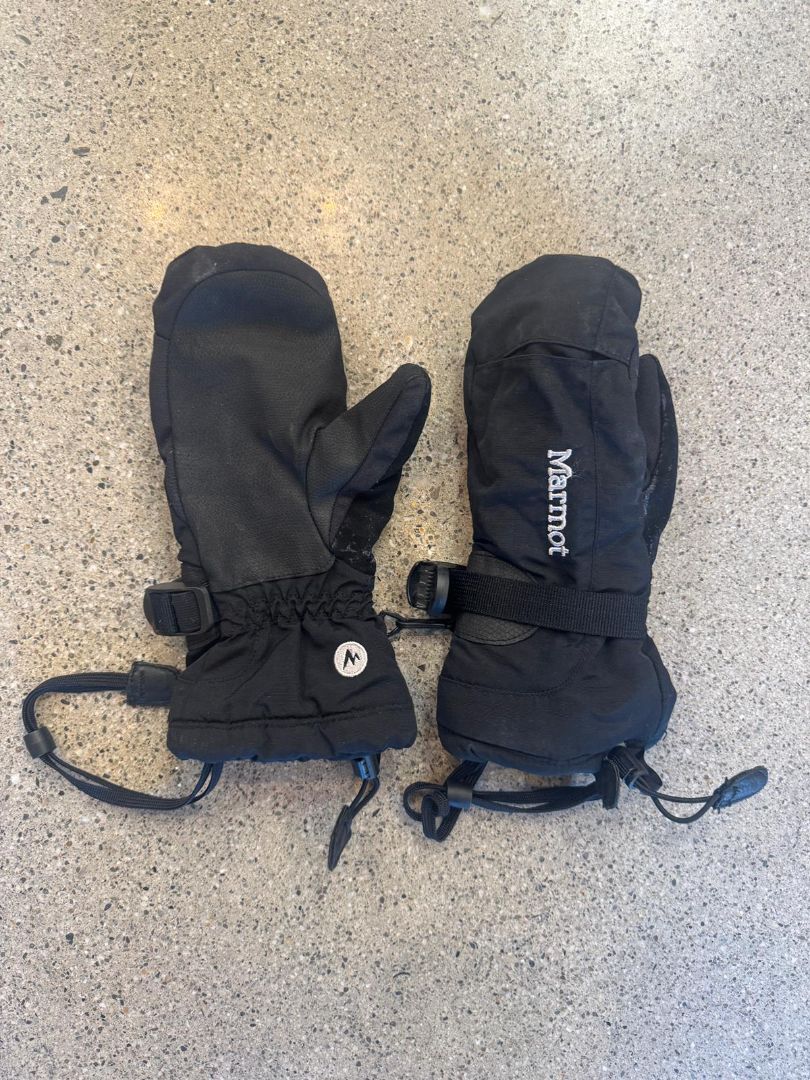 Black Marmot Mittens
