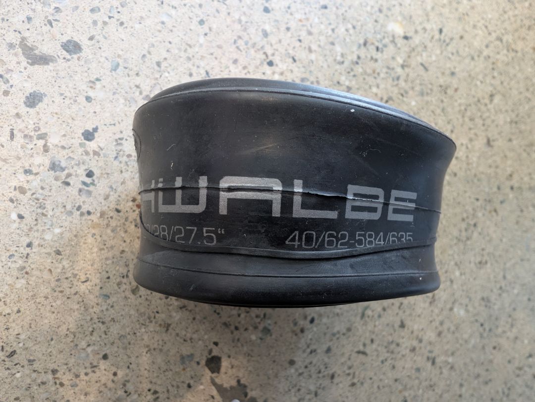 Black Schwalbe Inner tube 27.5" (40/62-584/635)
