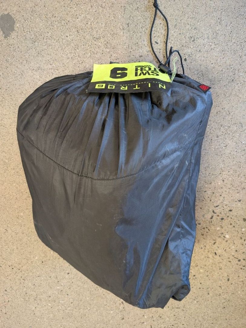 Black/Yellow Switch Kites Nitro 6 9m Kite + Bar, 9m