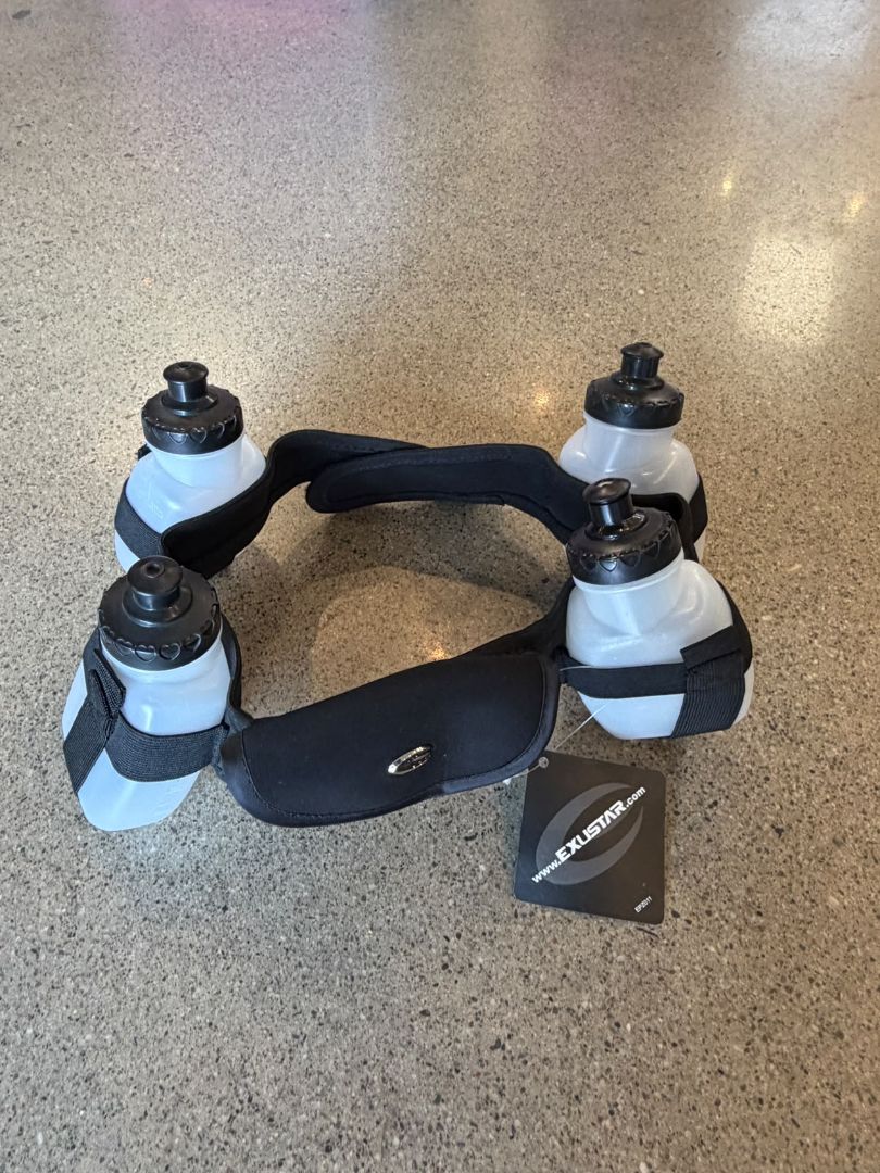 Black Exustar 4-Bottle Hydration Belt, Adjustable